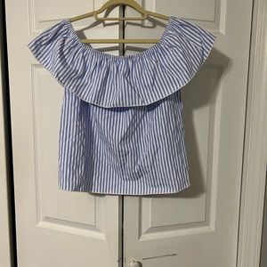 Size L off shoulder top.